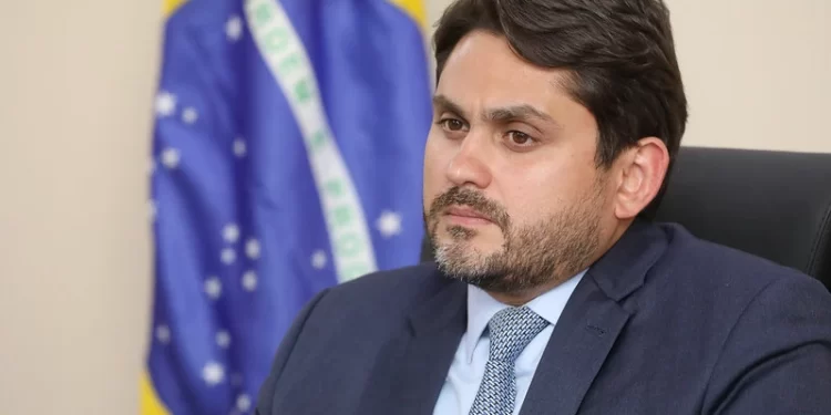 Juscelino confirma reunião com Lula: “Não fiz nada de errado”