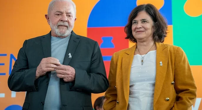 Ministra diz que fará com que o SUS garanta direito ao aborto