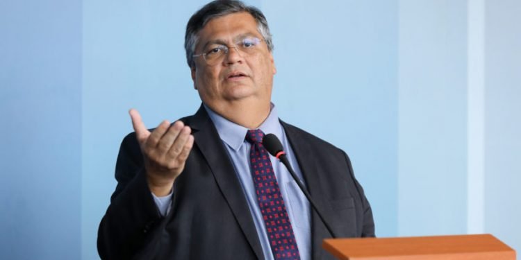 Flávio Dino fala de acordo para cessar ataques no RN