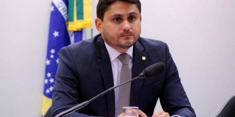 Única proposta de Ministro das comunicações como Deputado na Câmara em 2022 foi criar Dia do Cavalo