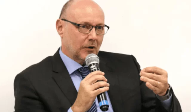 A escolha de Lula para chefiar a Abin