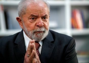 Lula anuncia a retomada do projeto que deu errado para o povo e certo para os criminosos