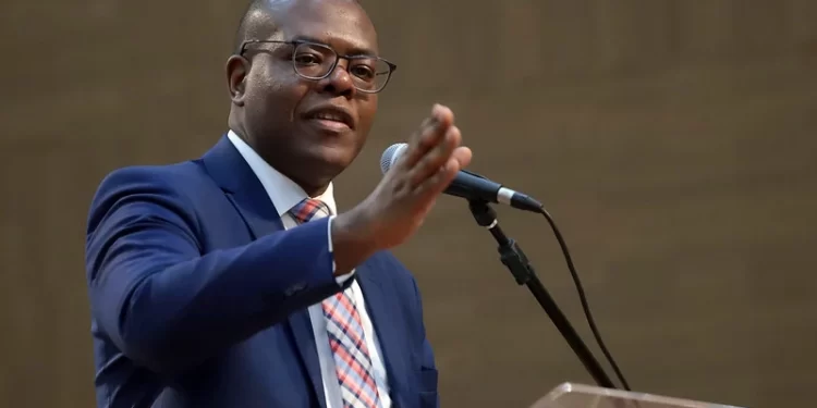 Governo institui o Conselho Nacional dos Direitos LGBTQIA+