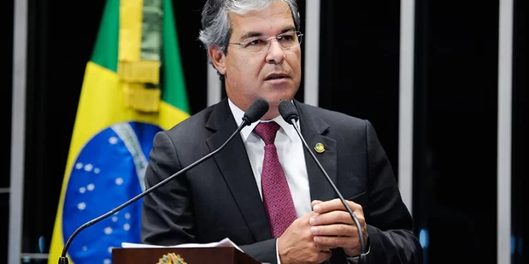 Petista monta cabide de empregos em agência de comércio internacional