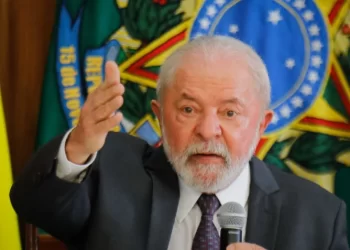 Estadão critica Lula e já vê ‘sinais de decrepitude precoce’ no governo