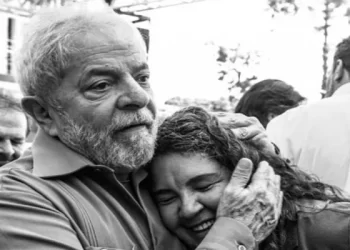 Coordenadora da vigília do ‘Lula Livre’ ganha cargo no Ministério do Trabalho