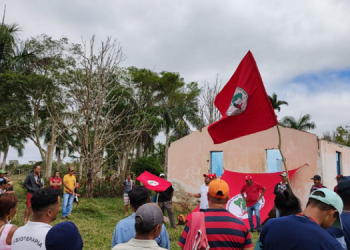 MST invade três fazendas na Bahia