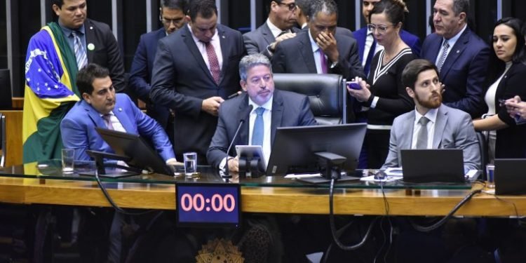 PL 2630 – Veja como votou cada Deputado na chamada “PL da Censura”
