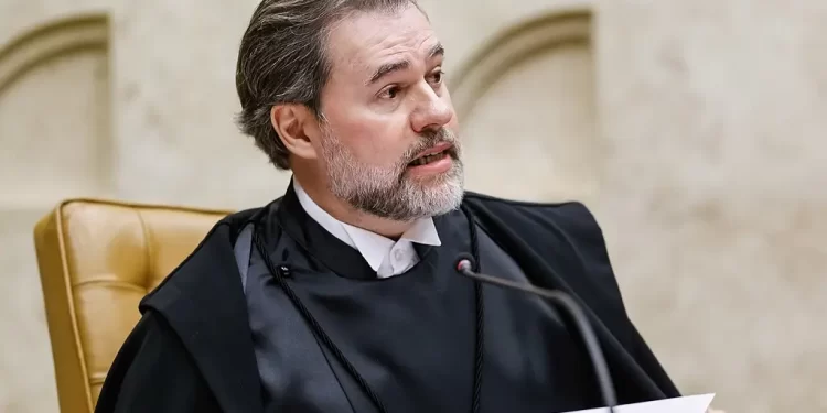 Weber autoriza Toffoli a mudar de colegiado no STF