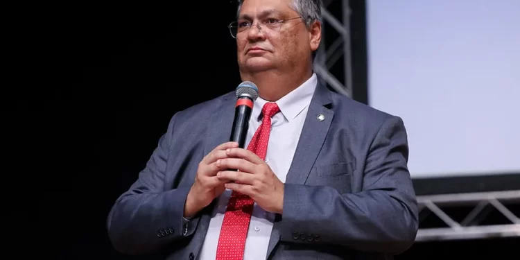 Projeto da Censura: ‘checagem’ desmente Dino, Sleeping Giants e jornalista