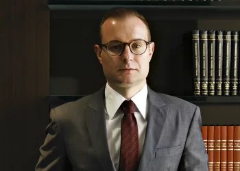 STF ‘burla’ regimento para beneficiar Zanin