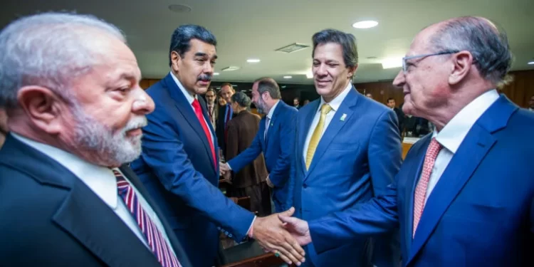 Haddad diz que vai consolidar dívida da Venezuela com o Brasil
