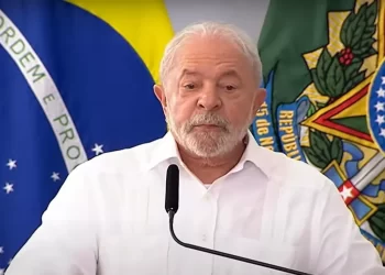 PT aciona Google por associar Lula à corrupção