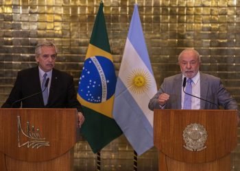 Banco dos Brics rejeita ideia de Lula para socorrer Argentina