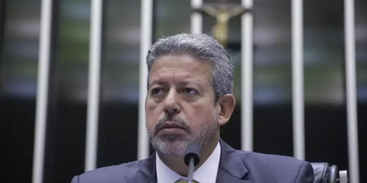 Processo por corrupção contra Lira, parado há 2 anos no STF, deve ser julgado até junho