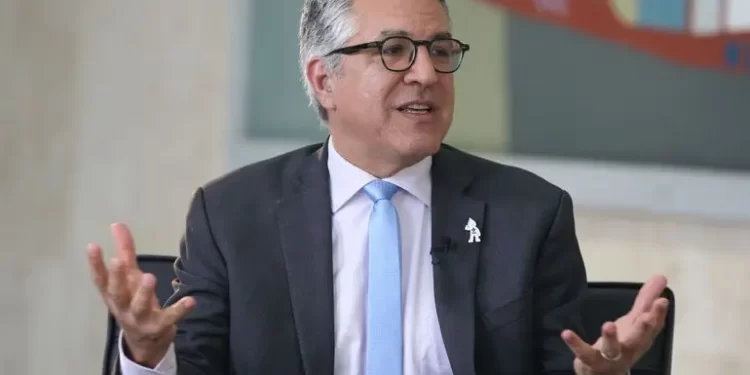 Lula escolhe um culpado pela crise com o Congresso: Alexandre Padilha