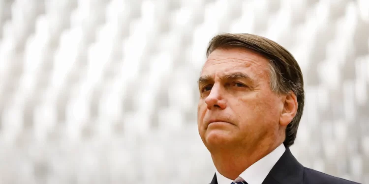 TSE forma maioria para tornar Bolsonaro inelegível