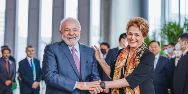 Após Lula indicar advogado ao STF, defensor de Dilma mira STJ