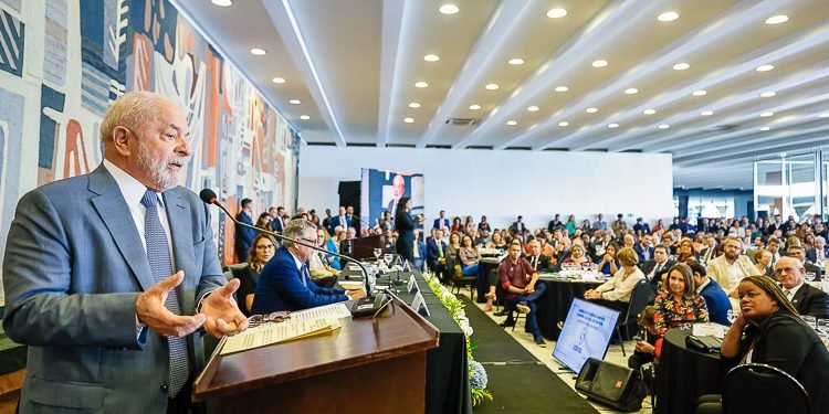 Lula gastou R$ 324 mil com reunião do Conselhão