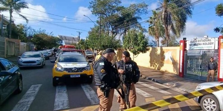 Menina é morta em ataque em escola do Paraná