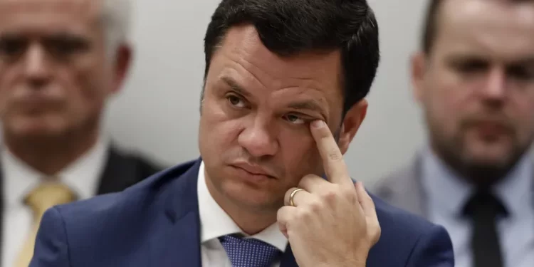 PF cobra devolução do salário de Anderson Torres