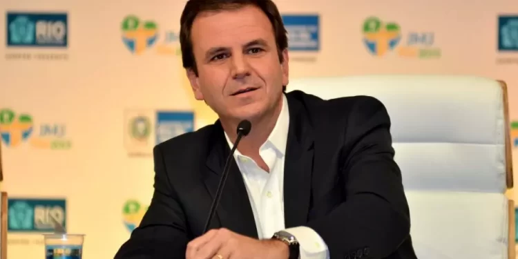 Termos ‘elevador social’ e ‘elevador de serviço’ estão proibidos no Rio