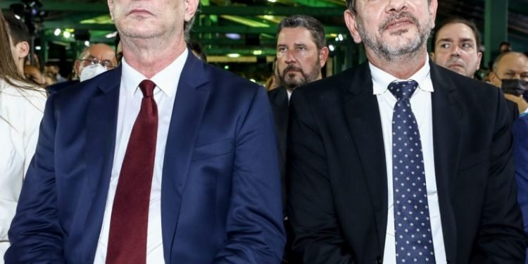 Cid Gomes fala em não concorrer à reeleição para Ciro poder ter plano de saúde e ‘pagar suas dívidas’