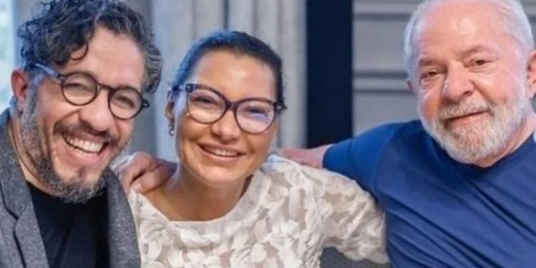 Jean Wyllys deve perder cargo no governo por ataques a Leite