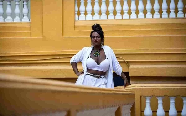 Parlamentar trans do Psol ameaça vereador: ‘Vou entrar no banheiro onde sua mulher e filhas estiverem’