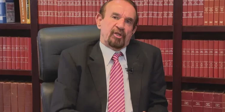 Cezar Bitencourt, advogado de Mauro Cid, afirma que terá reunião com Moraes para atenuar a pena