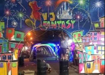 Bandidos atiram com fuzis em baile funk na Maré