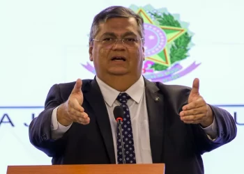 Governo demite 3 policiais rodoviários federais envolvidos na morte de Genivaldo