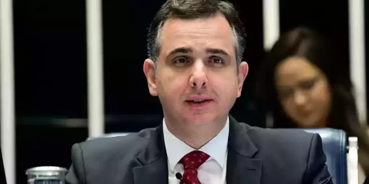 Pacheco anuncia comissão de juristas para atualizar Código Civil