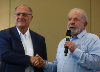 Lula diz que BNDES irá emprestar R$ 1 bilhão para cidades do RS