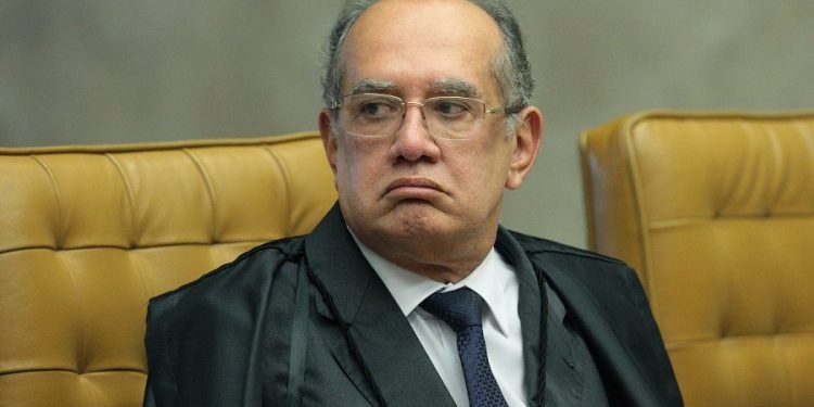 “STF não é formado por covardes”, diz Gilmar sobre PEC