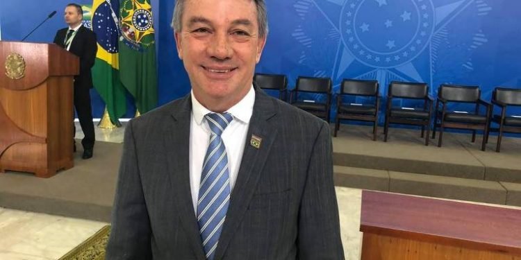 Justiça Eleitoral cassa governador de Roraima