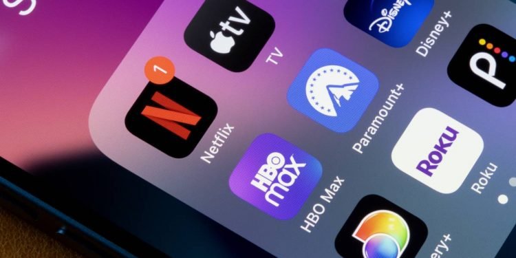 Ministra da Cultura propõe regulamentação de plataformas de streaming no Brasil