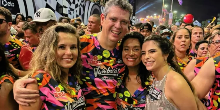 Ministro de Lula vai a carnaval e paga diárias com verba pública