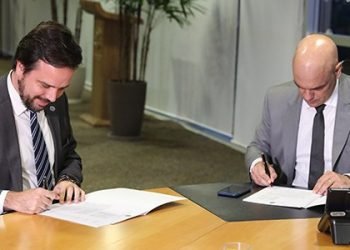 Novo quer barrar acordo do TSE com Anatel para bloquear sites nas eleições