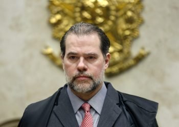 Estadão: ‘Toffoli parece profundamente empenhado em reescrever a história de corrupção do PT’