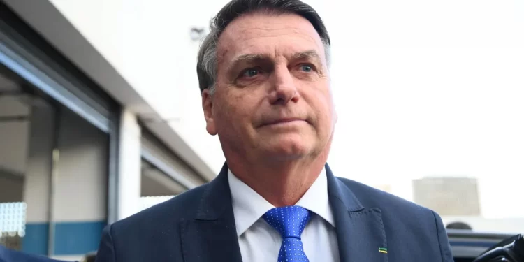 Bolsonaro e aliados depõem na Polícia Federal nesta quinta-feira