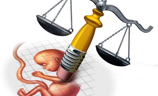 Governo Lula autoriza ‘aborto legal’ em qualquer tempo gestacional; oposição reage