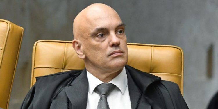 Moraes vai comandar centro contra desinformação no TSE
