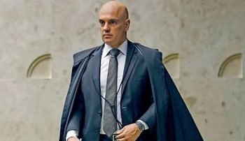 Mais um erro: jornal revela que ex-diretor da Abin não pilotou drone, como acusou a PF