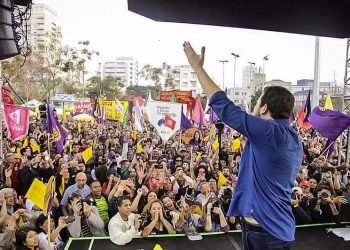 Boulos paga R$ 6,2 milhões para ter militantes nas ruas durante campanha