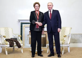 Com aval de Putin, banco do Brics reelege Dilma para mais um mandato na presidência