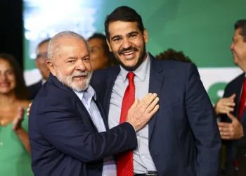 Lula quer definir ainda nesta semana sucessão de Barroso, medidas fiscais e o futuro político de Boulos