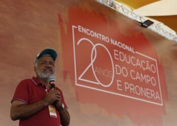 Justiça autoriza edital de Medicina voltado a assentados da reforma agrária