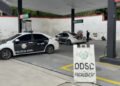 Operação da Polícia Civil de São Paulo cumpre mandados em postos de combustíveis suspeitos de ligação com o Primeiro Comando da Capital (PCC) no litoral de SP