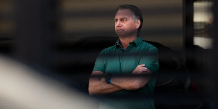 STF declara fim de processo, e Bolsonaro já pode cumprir pena